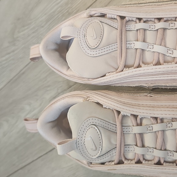 NIKE Air Max 97 Metallic Particle Beige Womwn US 5.5 - Picture 6 of 7